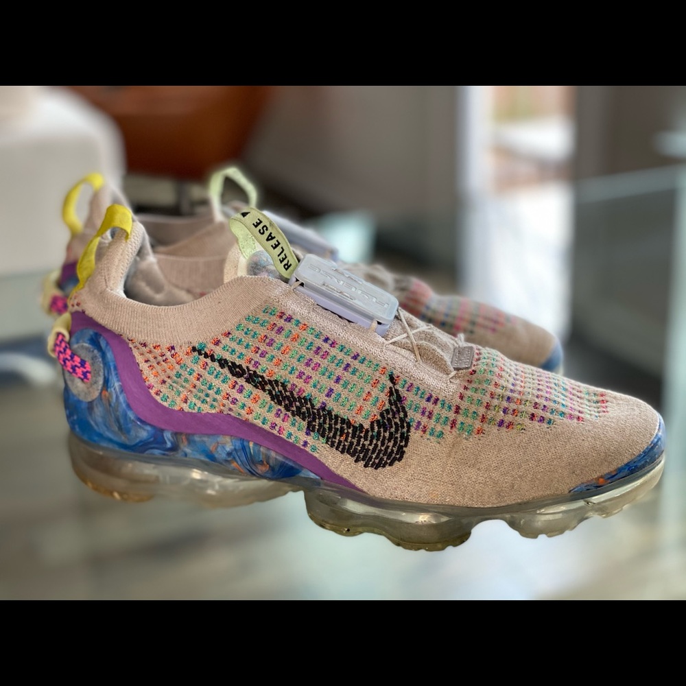 COPY - Nike 2020 Release Fx vapormax size 8 men…